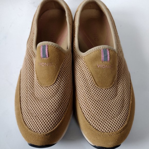 Vionic 1st Ray Technology Tan Loafers Slip Ons Men's Sz 10 - Picture 1 of 4